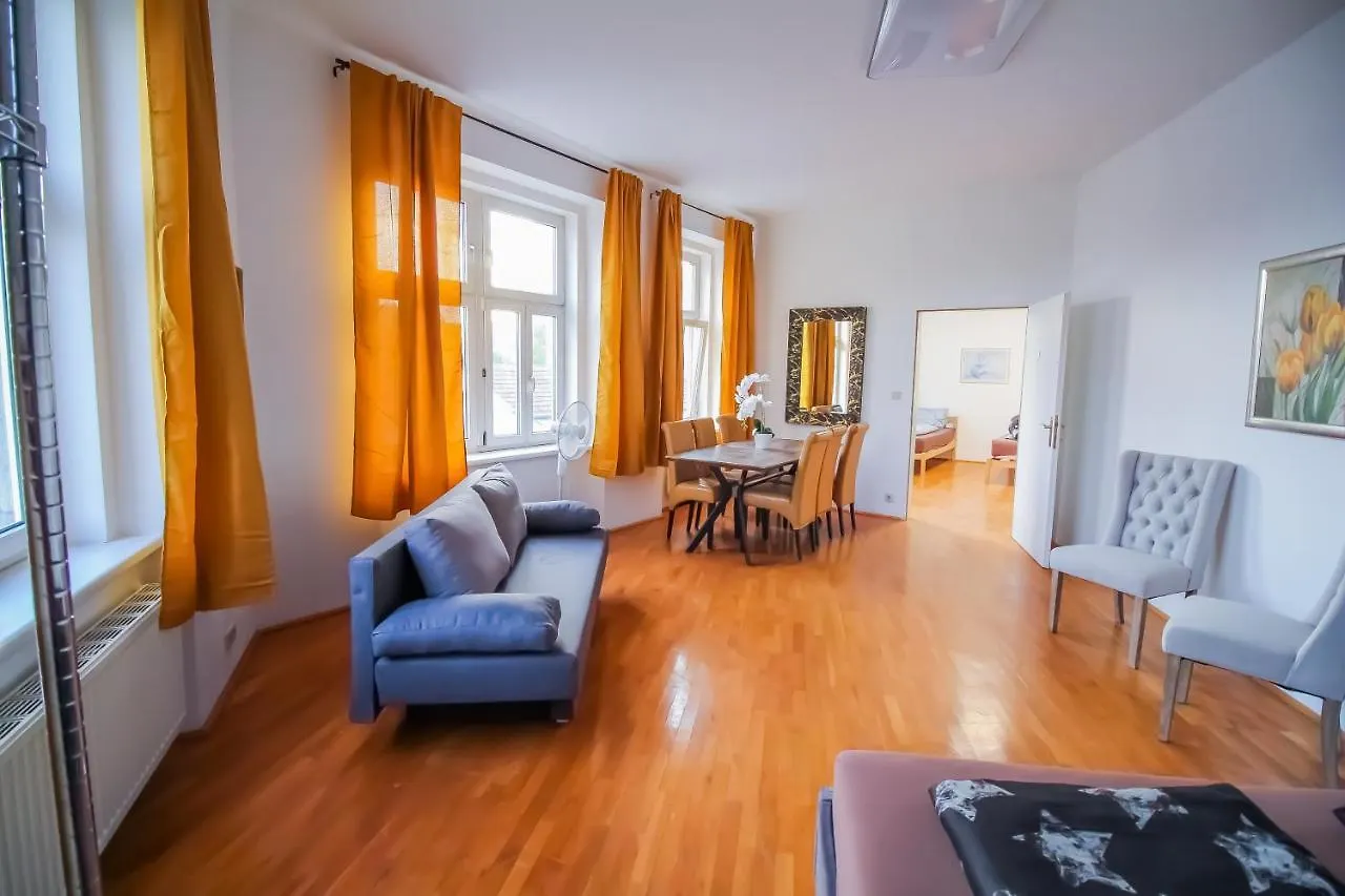 Family 3 Bedroom Apartment Lv7 Wenen