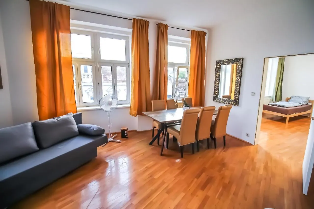 Family 3 Bedroom Apartment Lv7 Wenen 0*,  Oostenrijk